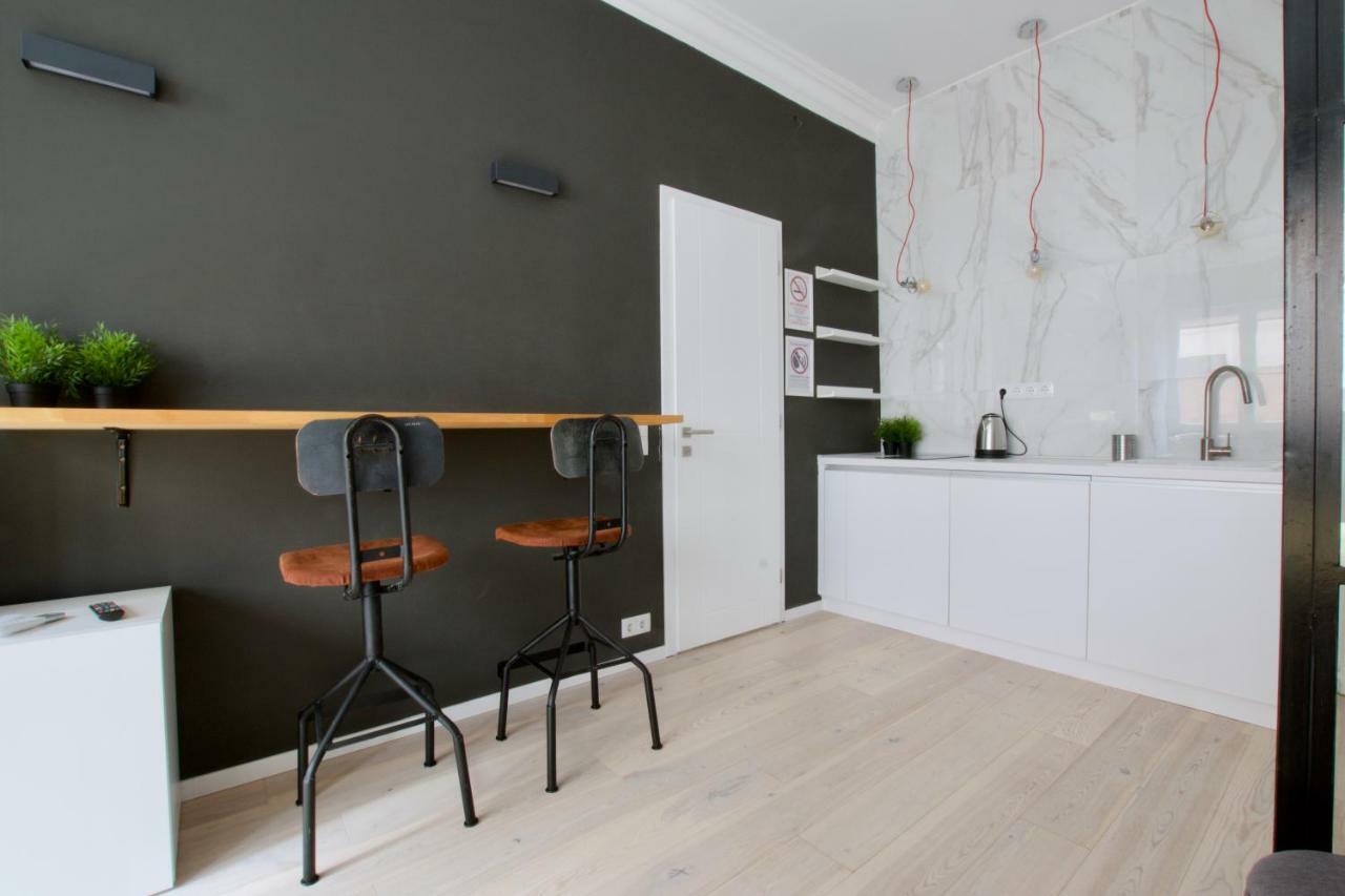 Luxury By Hi5 - Aranykez 7 Appartement Boedapest