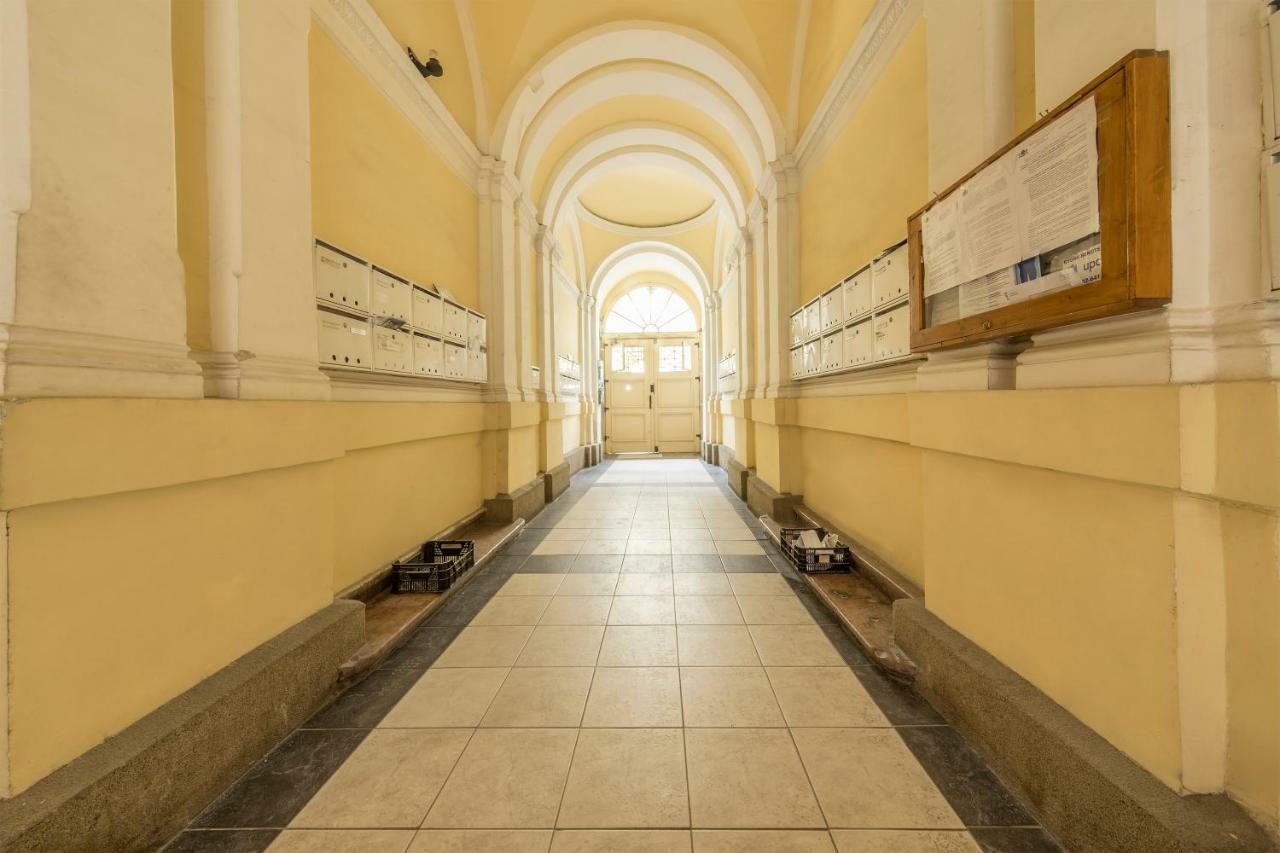 Apartment Atlanta Is In The Heart Of Budapest