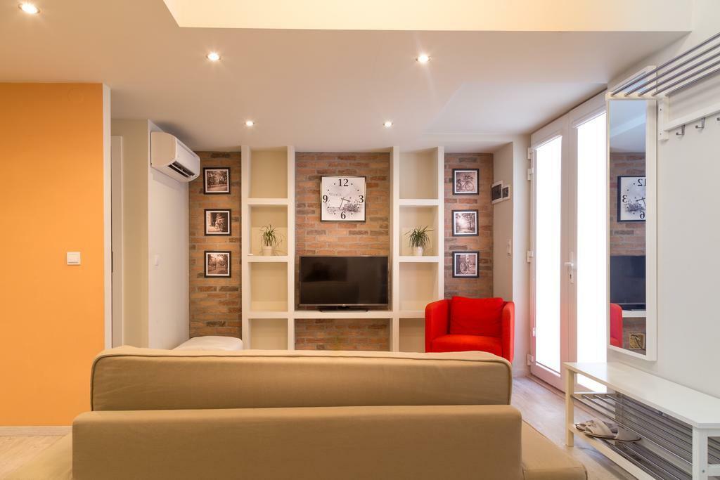 Hotel Mika Downtown 3*
