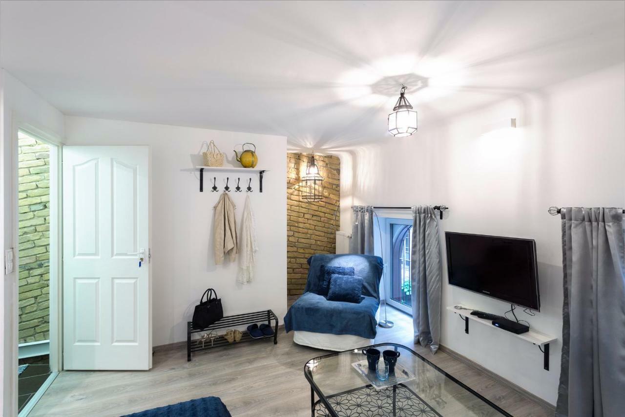 13 Apartmán