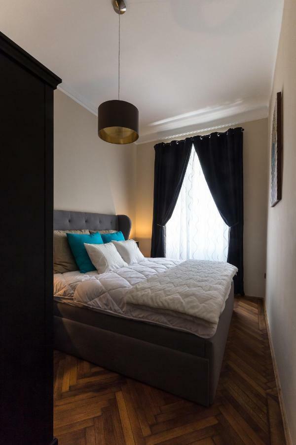Center,the Rumbach Apartament *