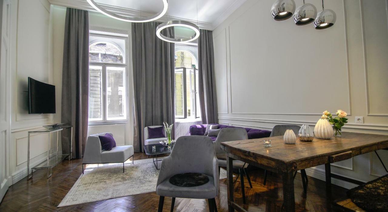 Apartment Opera With Free Parking, 2br2ba, Ac