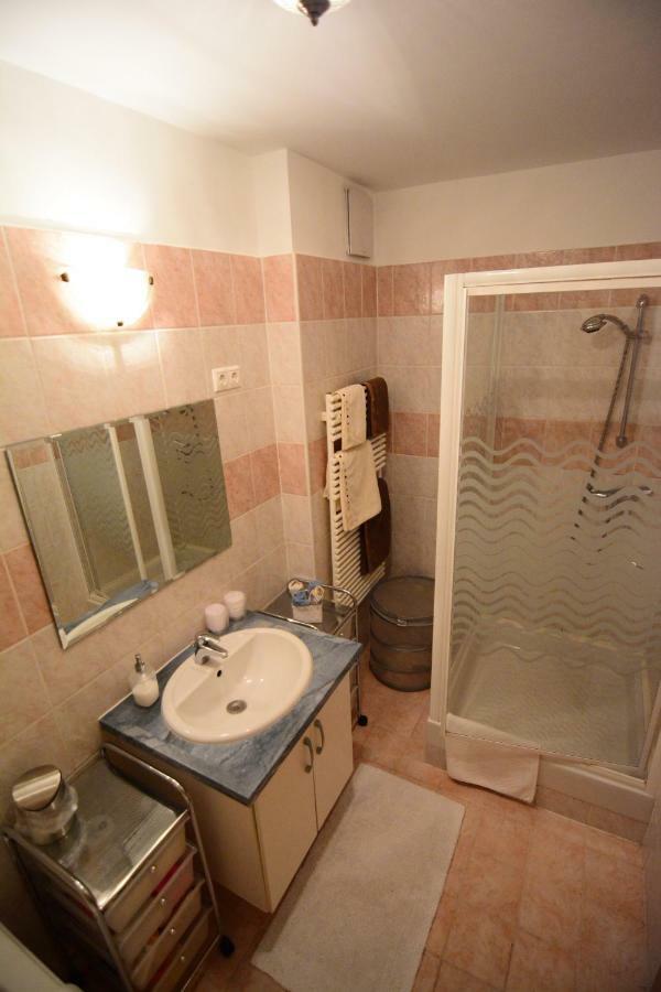 Apartment Downtown Garden Isle In Urban Style-free Parking *
