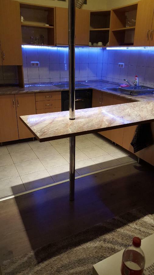 Liget Apartment, Terrace, Free Parking, Ac Apartamento