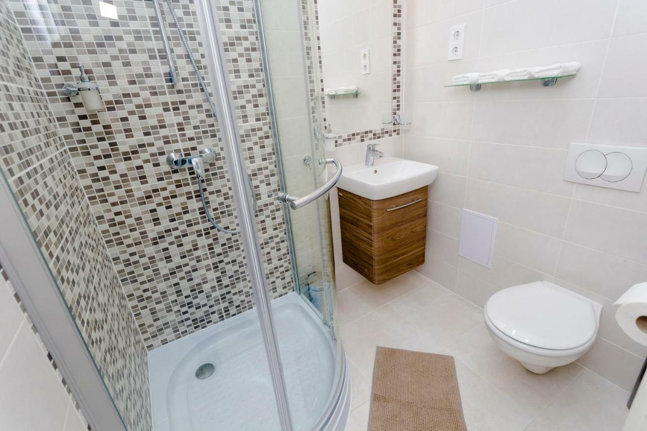 Boutique Jokai - In The Center Apartamento *