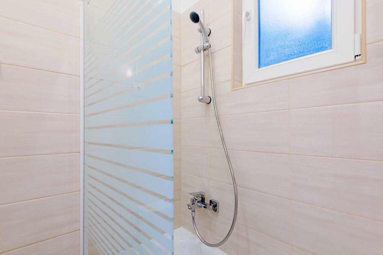 Parking, Ac, 2 Bedroom Design Flat In The Center Boedapest