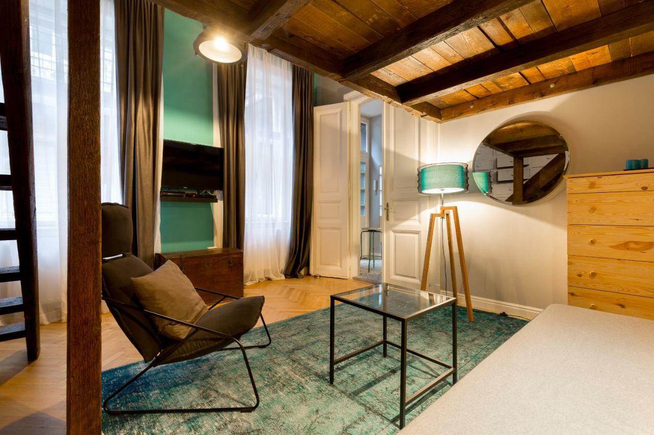 Apartment Deluxe Twin Studio In Kazinczy Street
