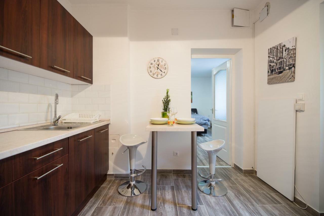 Small House In Area *