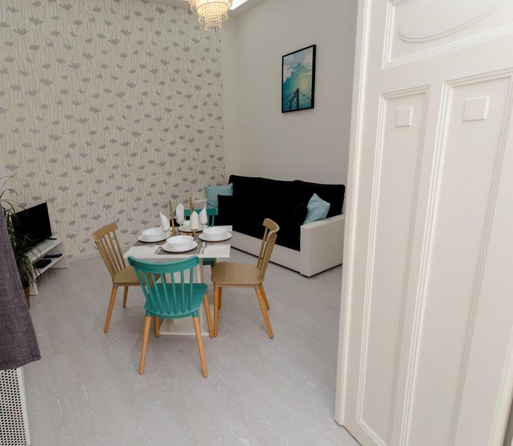 Boutique Jokai - In The Center Apartamento Budapest