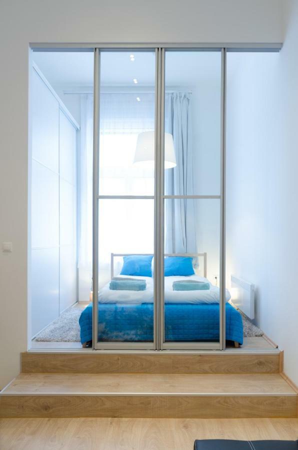 Cozy And Quiet Near The Parliament Apartment *