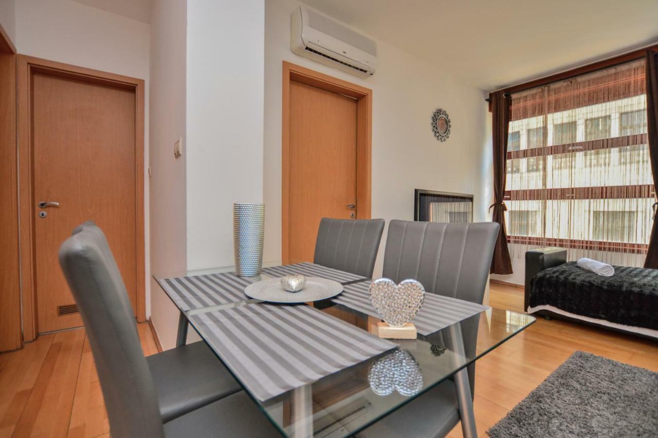Apartment Design Free Parking In City Center *