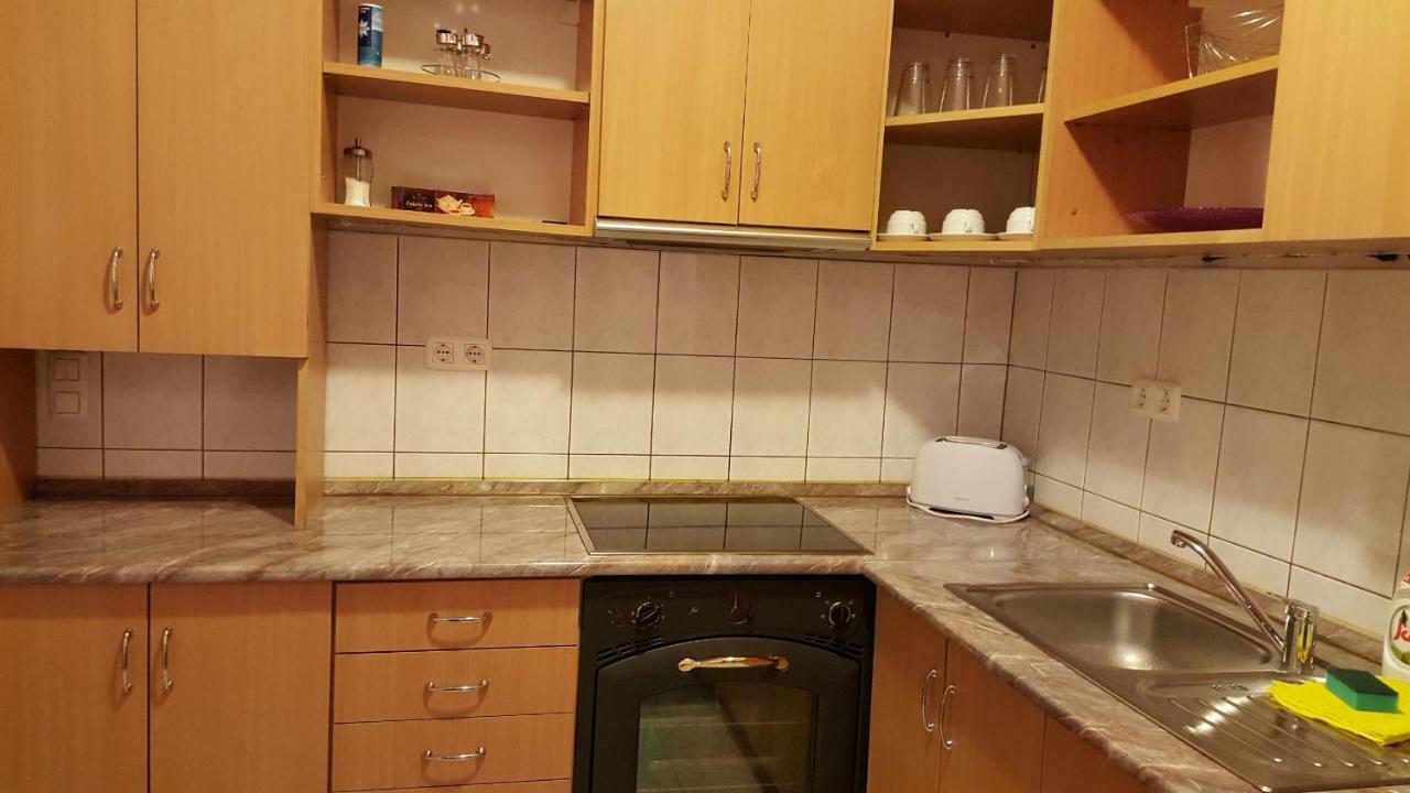 Liget Apartment, Terrace, Free Parking, Ac Budapest