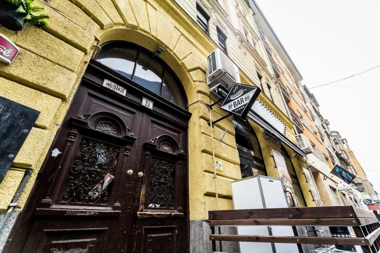 Bpr Colorlib Art Apartment Budapest