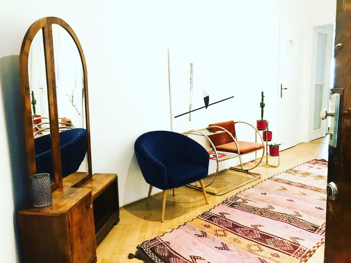 Spacious Bauhaus Icon Flat With Fitness In Central Buda, Close To The River And Margaret Island Apartamento