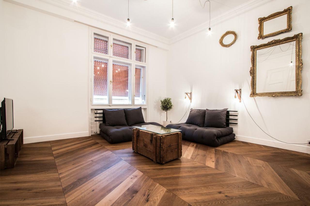 Daylight Apartment, The Location * Boedapest