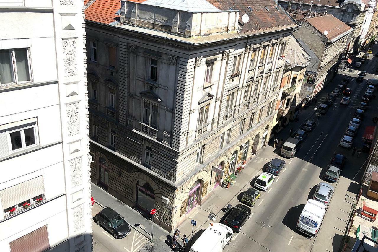 Elegant 125m2 In Center Of Budapest