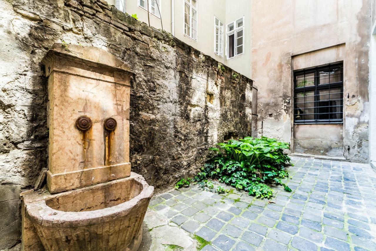 Urban Stable Luxury Budapest