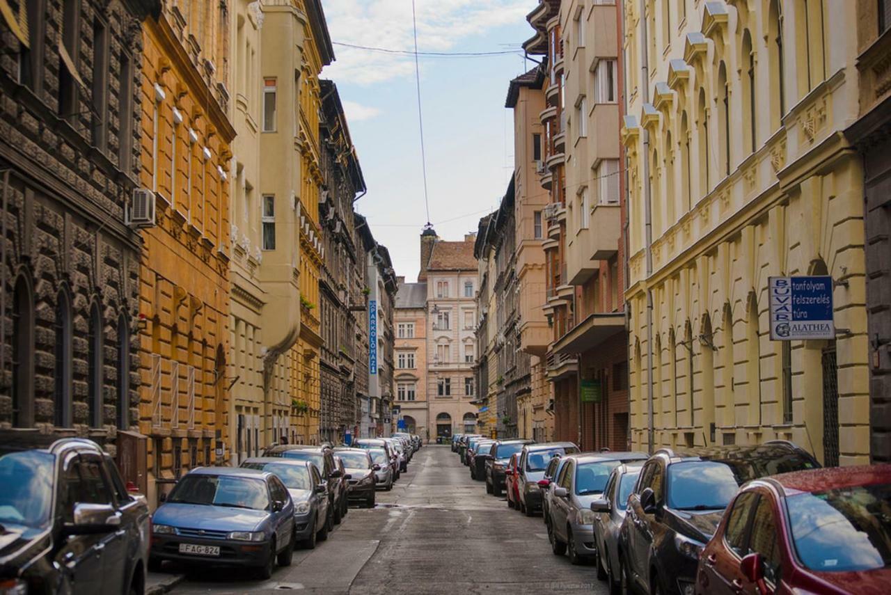 Quiet And 2 Bedrooms 2 Bathrooms In The Heart Of Apartament Budapeszt