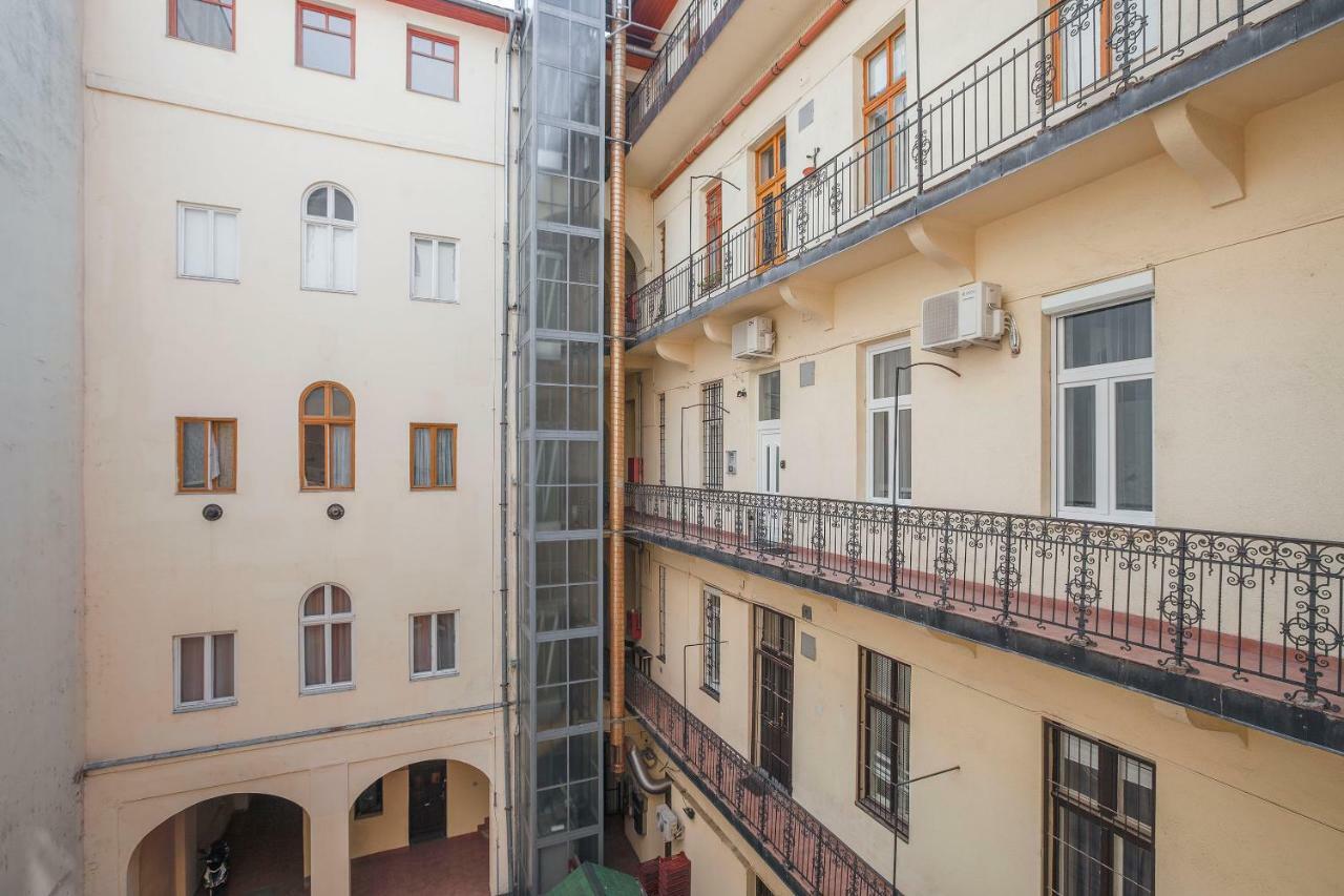 Broadway Budapest