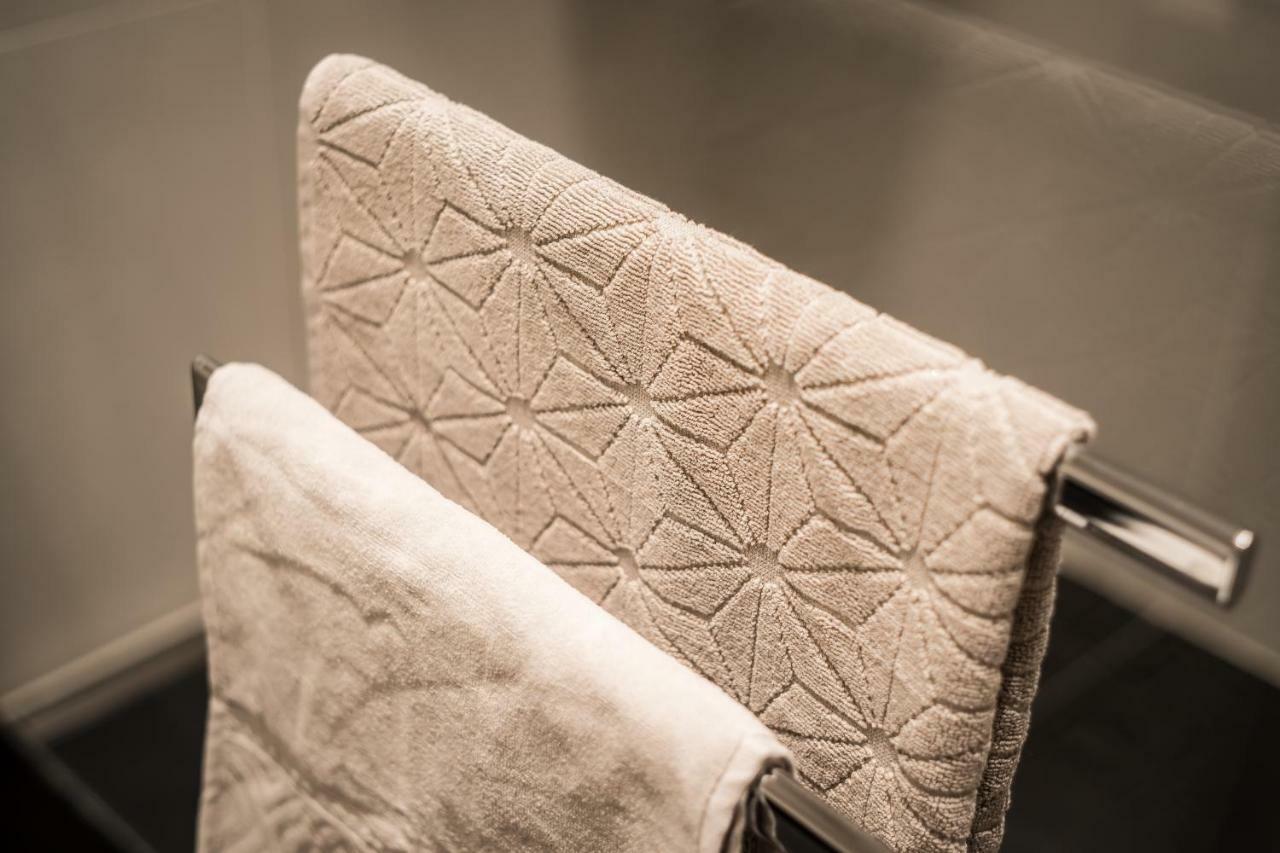 Bpr Luxe De Noir Et Blanc Apartmán