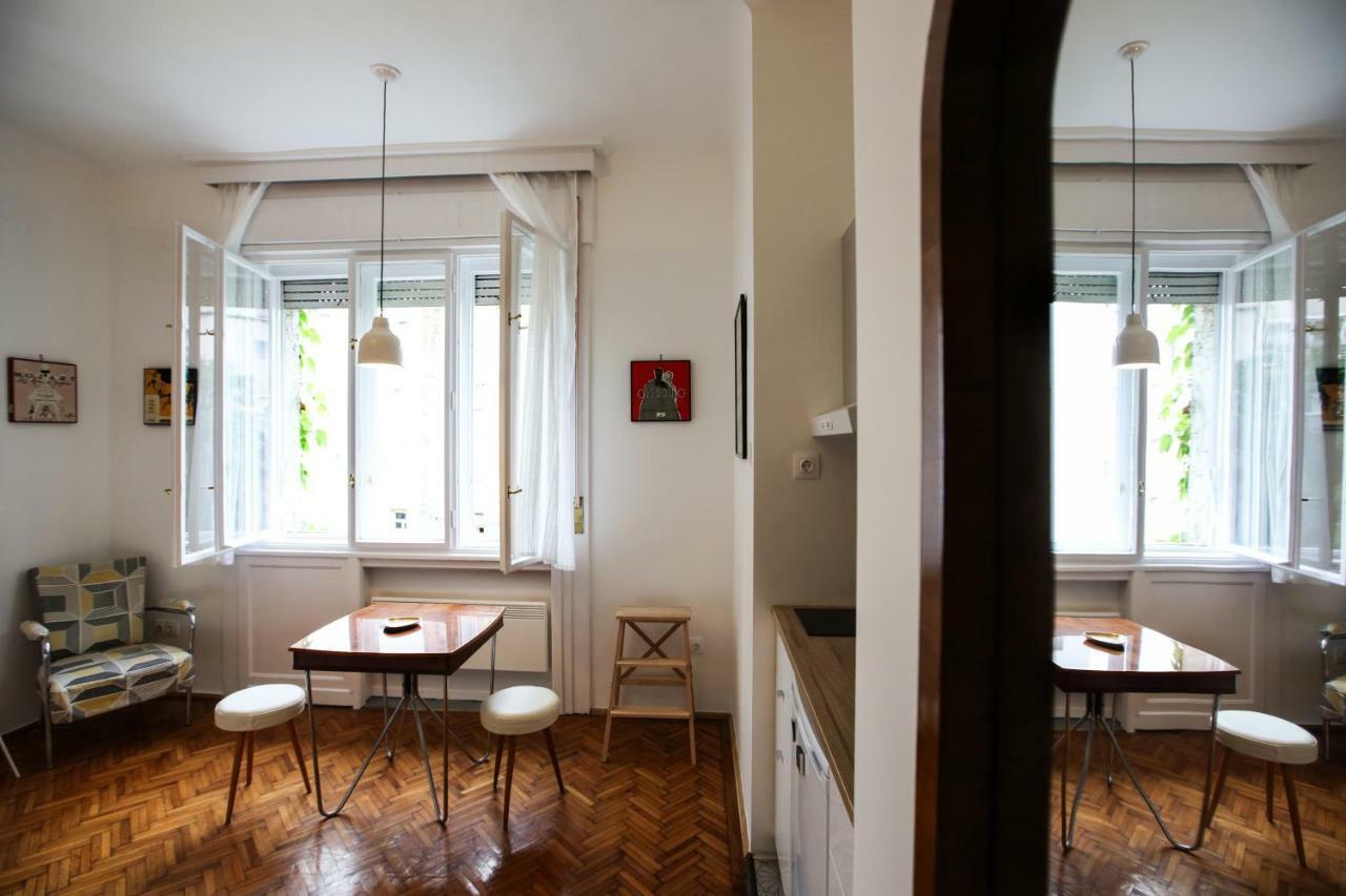 Bright Lights, Big Apartment *