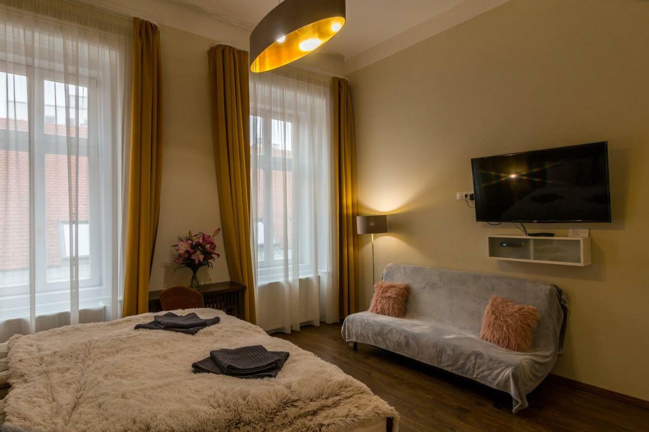 Dob Twenty Budapest