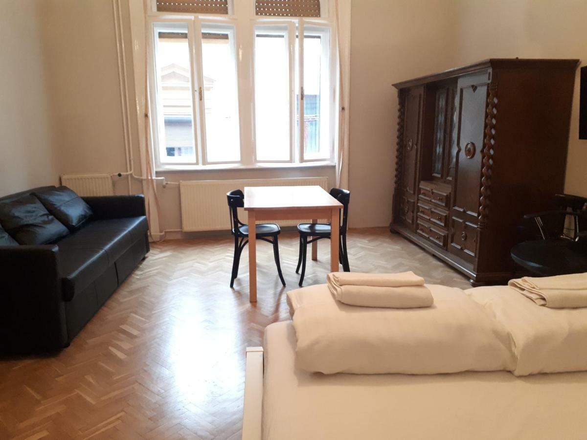 Dob15 Big Apartament Budapeszt