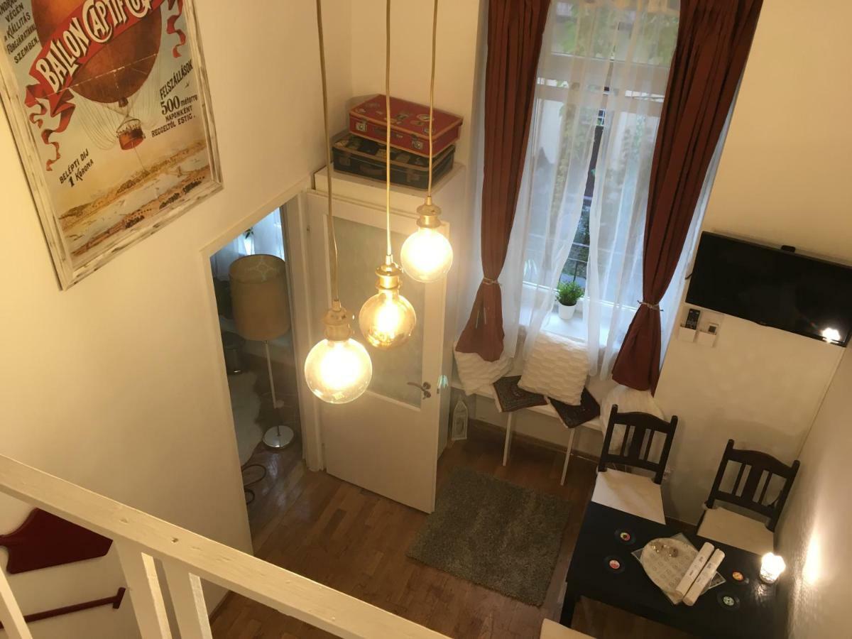 Gabi's Broadway Nest @ Nagymezo Str Appartamento