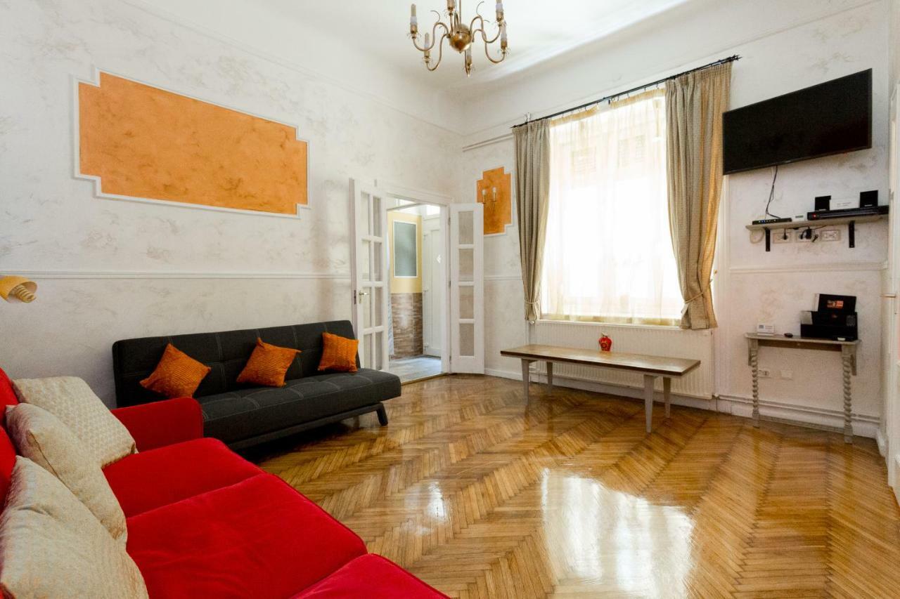 Apartamento Budapestapartment9 *