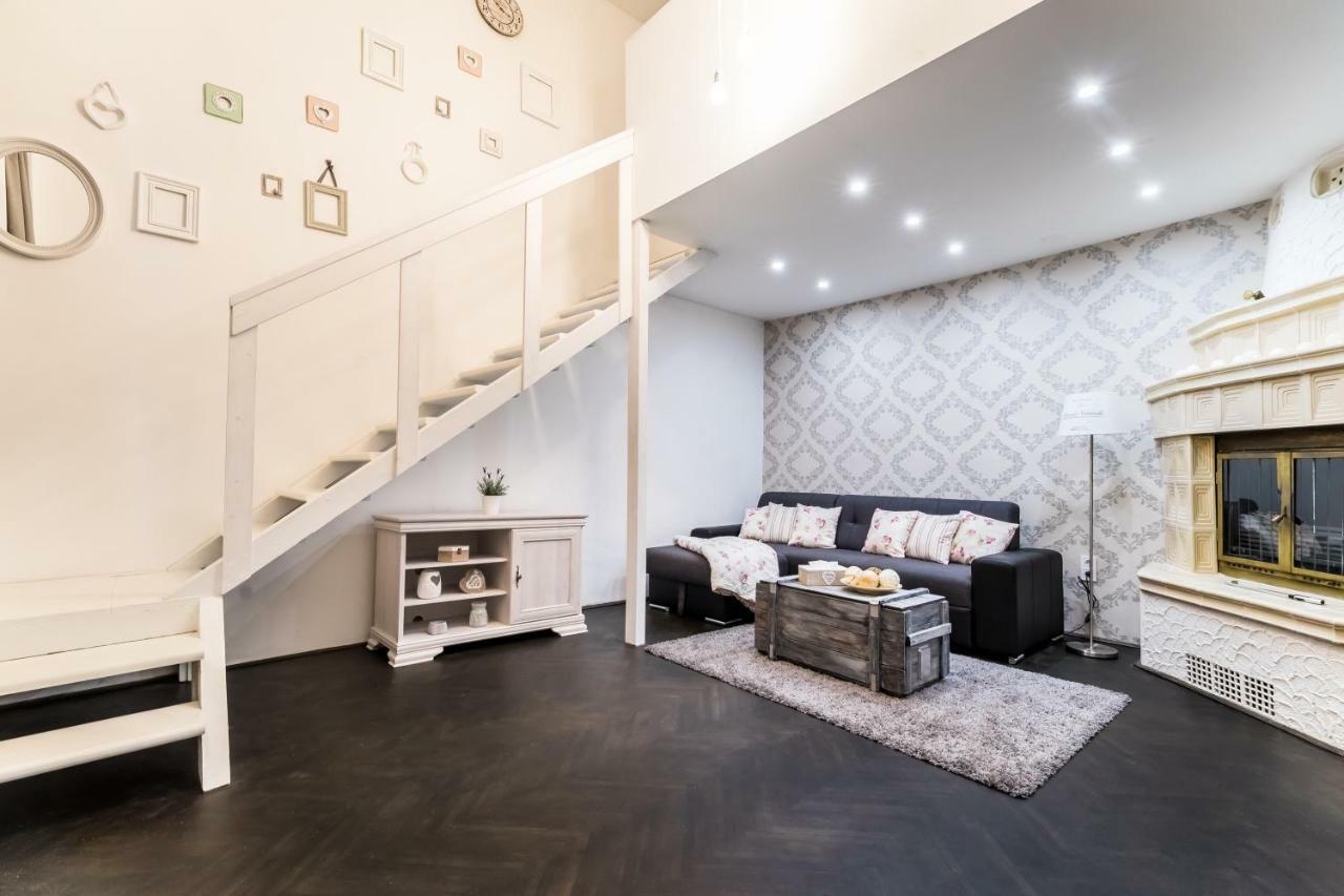 Bpr Vintage Garden With Terrace&sauna Apartment Budapest