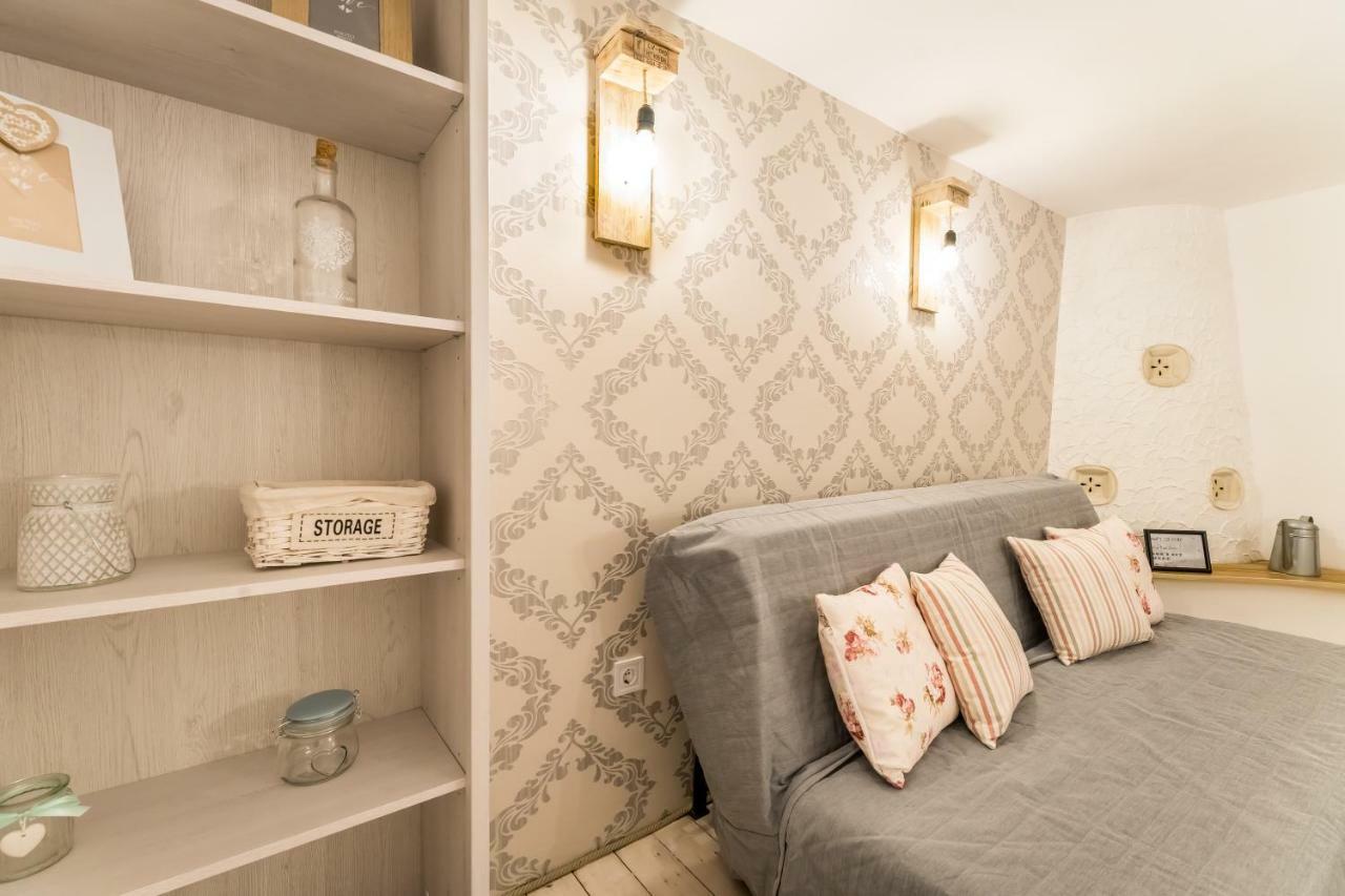 Bpr Vintage Garden With Terrace&sauna Apartment Budapest