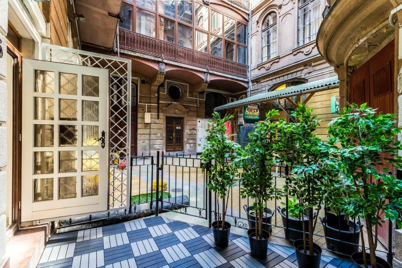 Appartement Bpr Vintage Garden With Terrace & Sauna