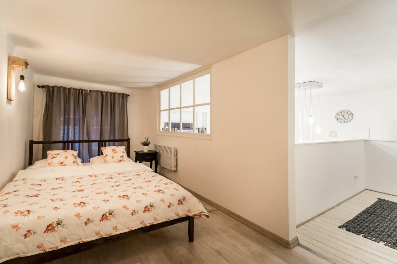 Bpr Vintage Garden With Terrace&sauna Apartment Budapest