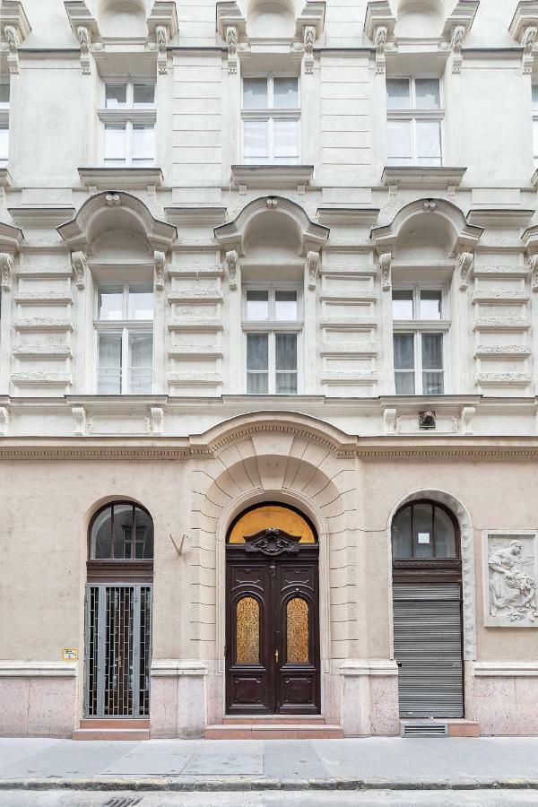 Erkel Boutique Apartment-chic Flat By Market Hall Apartment *