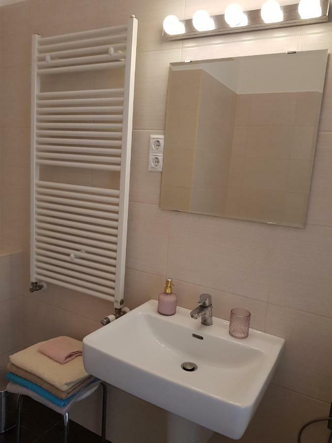 Apartamento Tinodi Utca 1-3