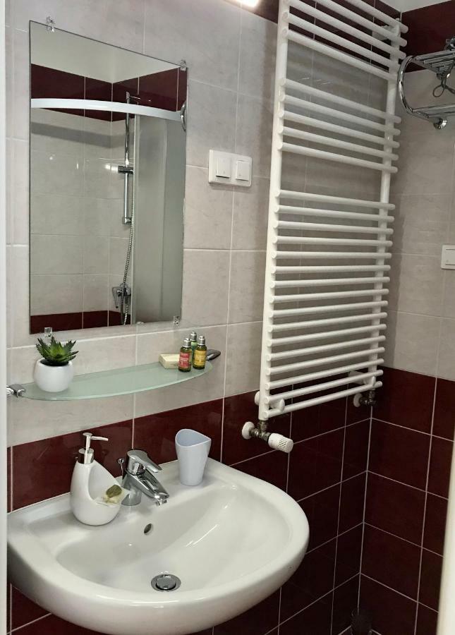 Alexandra Apartman