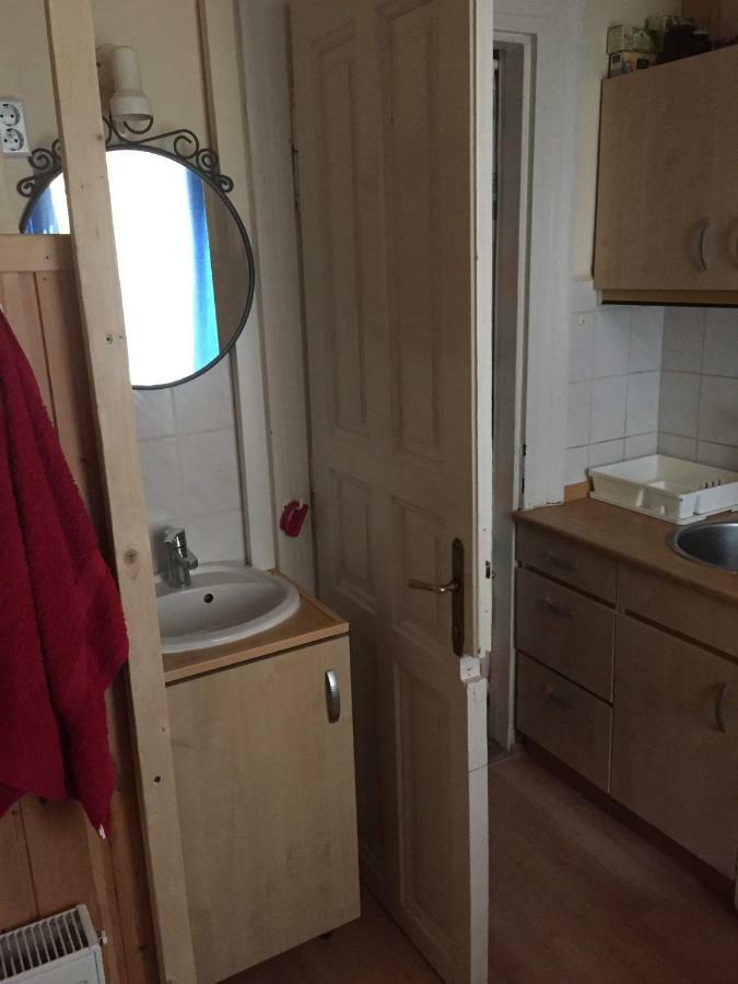Guest house Eoetvoes Rooms