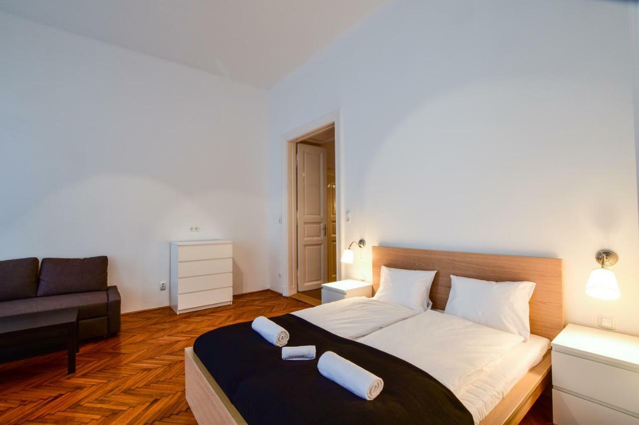 Apartment Rakoczi In The City Centre *
