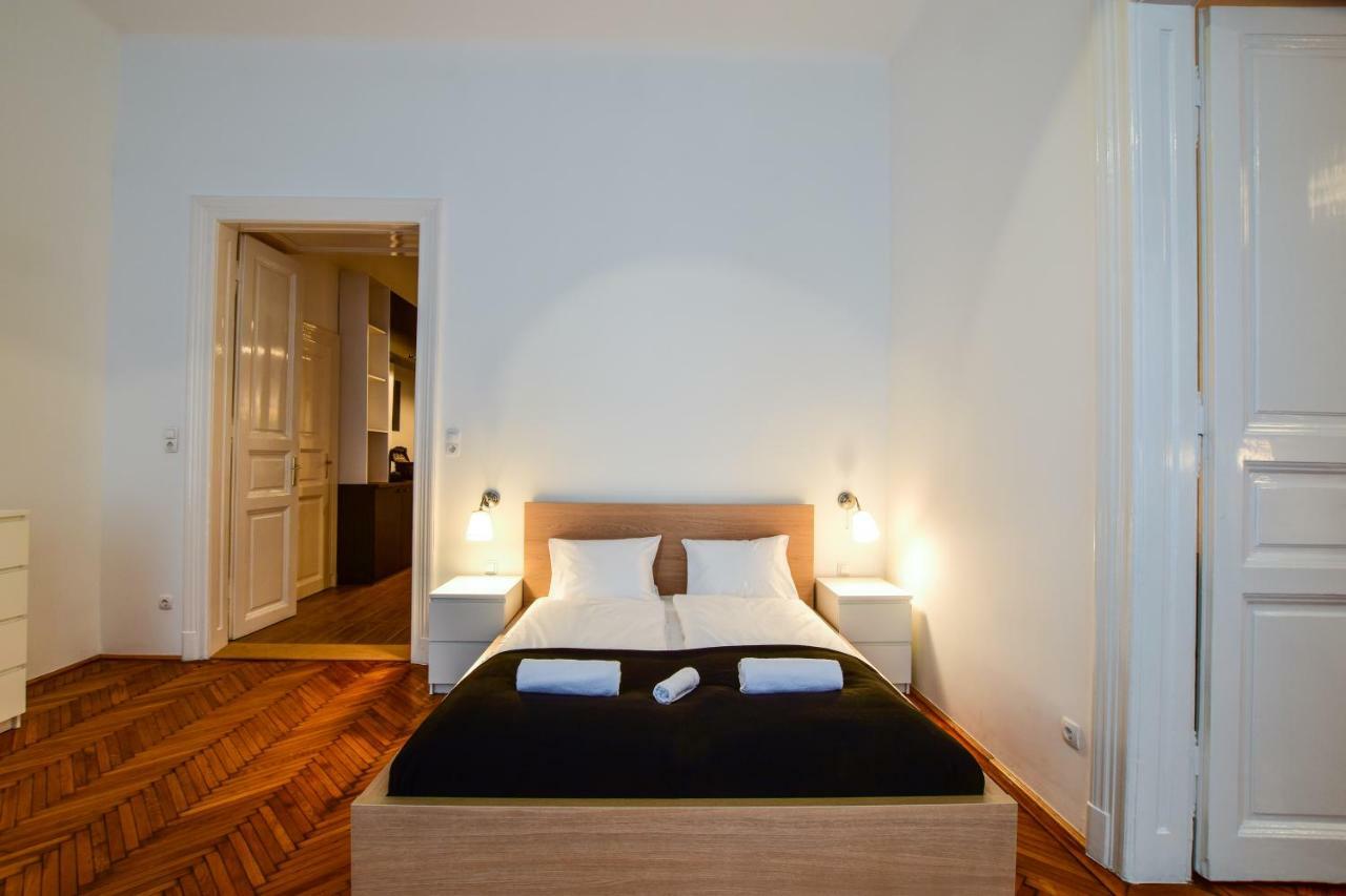 Apartment Rakoczi In The City Centre *