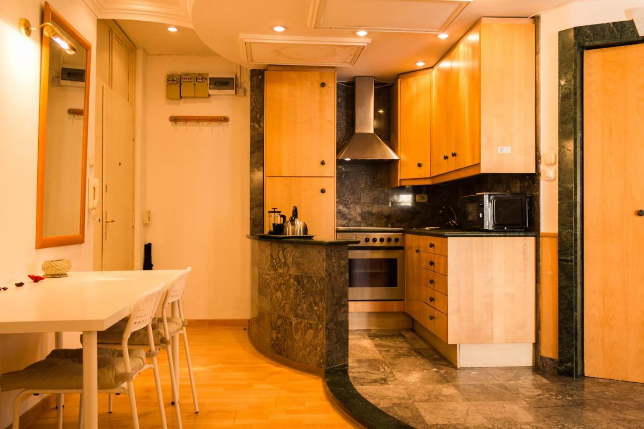 65 Négyzetméteres, 1 Hálószobás, 1 Saját Fürdőszobával Rendelkező Apartman 5. Kerület - Belváros Te Apartman