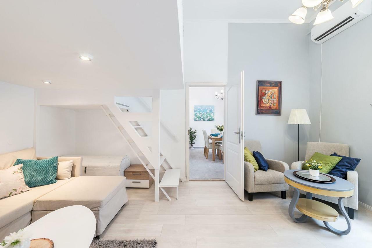 Kiraly City Center Apartment