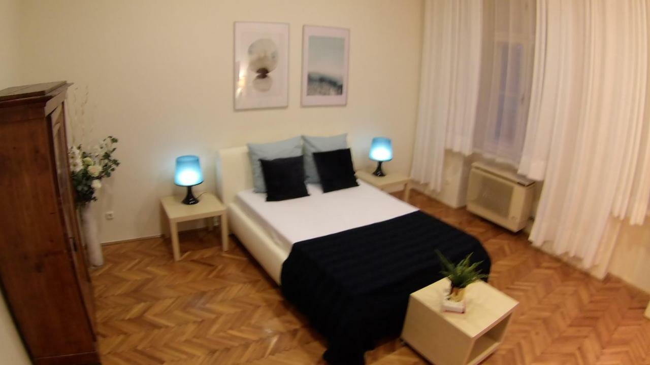 Opera Dream Apartment *