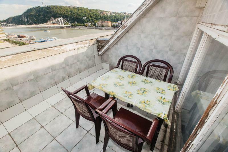 Vigadó Square Panorama Apartamento *