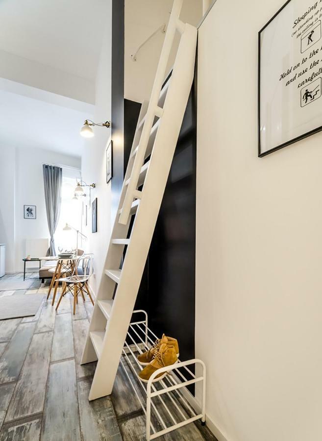 The Grey - Studio With Sleeping Loft In The Center Of Apartment *