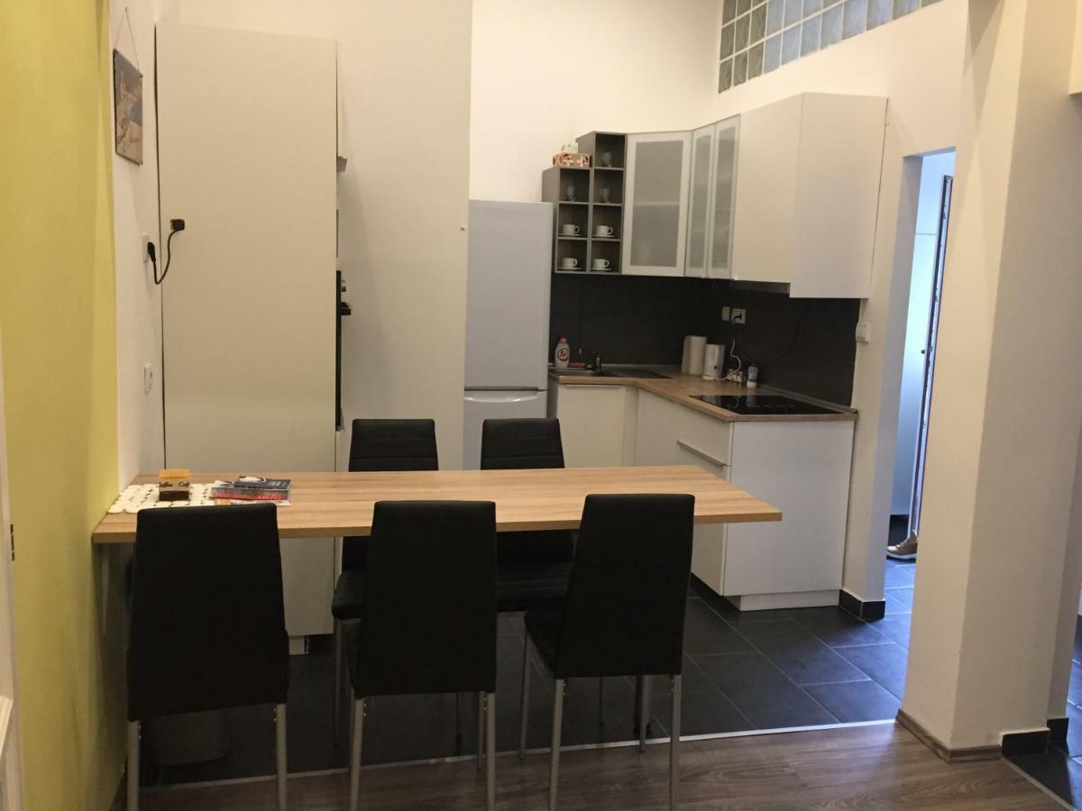 Appartamento Nefelejcs Utca 9 Budapest