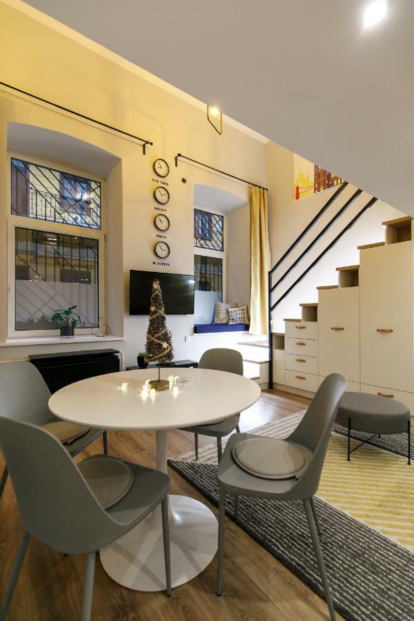 Apartamento R56 *