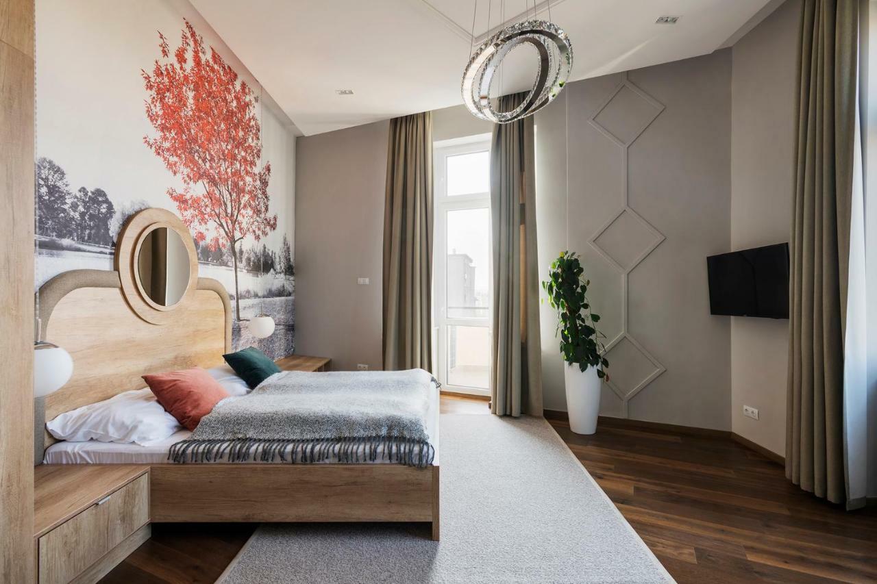 Lakeside Residences Apartment *