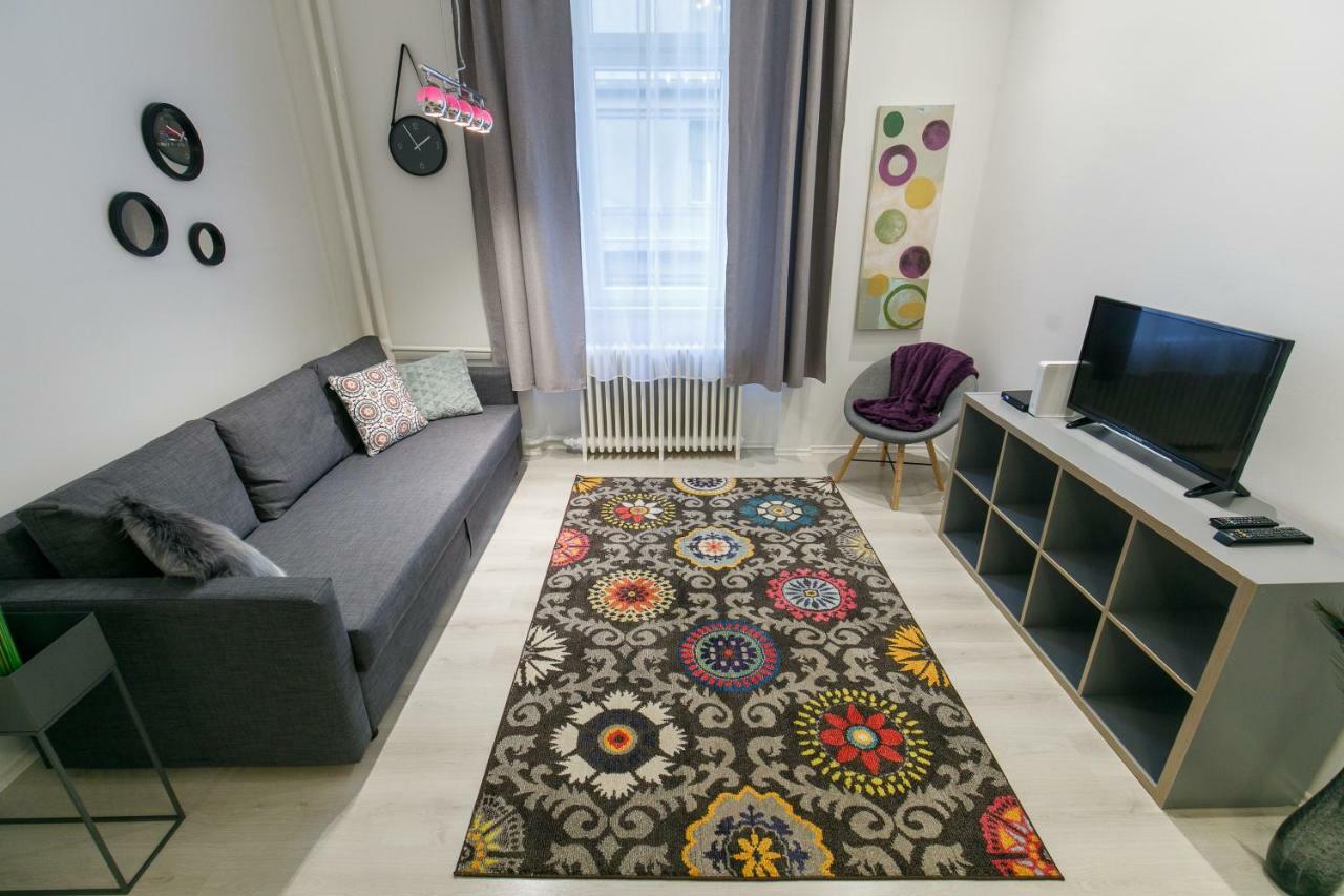 Ella Apartamento *