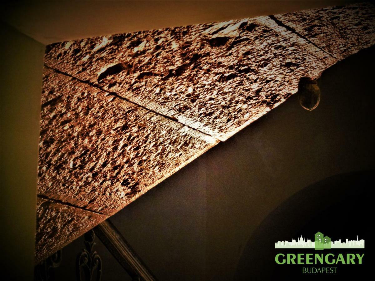 Greengary * Budapest