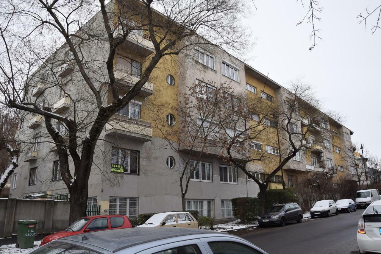 Apartment Bleak House - Bauhaus In Greener